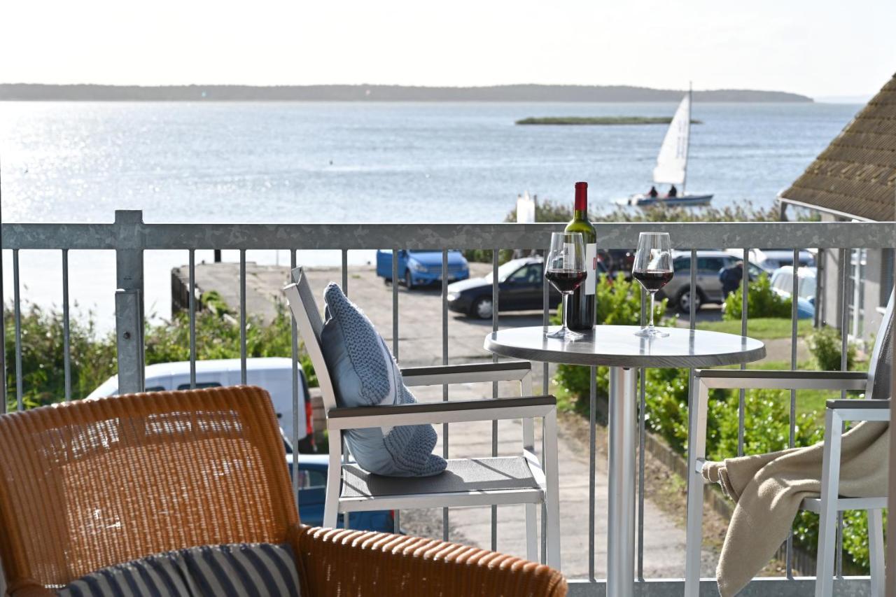 Hotel- & Ferienanlage Kapitaens-Haeuser Breege Exterior photo
